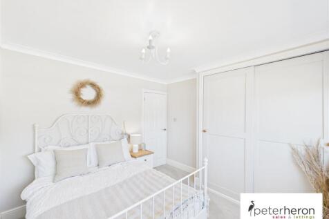 Bedroom 3 (rear)