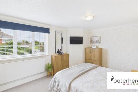 Bedroom 1 (front)