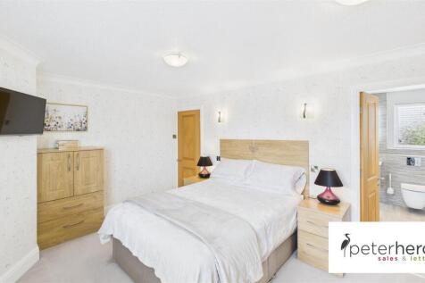 Bedroom 1 (front)