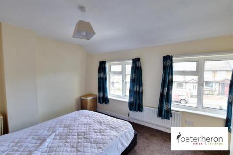 Bedroom 1 (front)