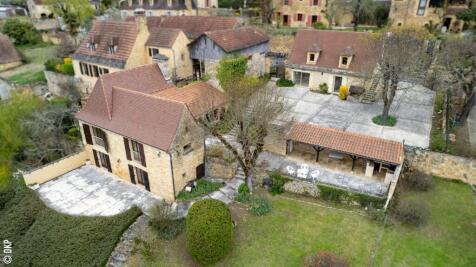DKP-ADP-CASTELS ET B