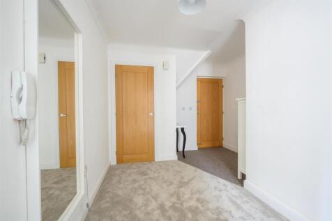 Interior-10.jpg