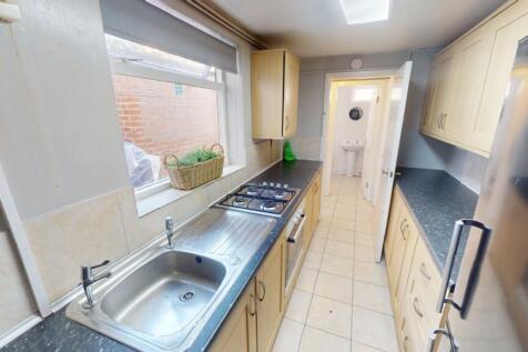 20 Crom Kitchen