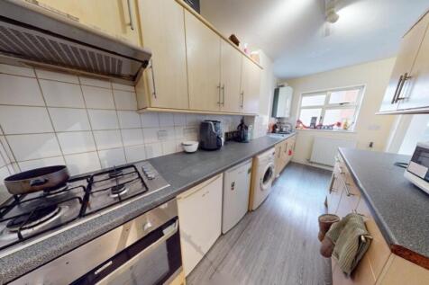 Flat-2-55-Alfreton-Road-04182024_183741