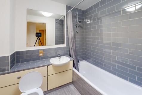 23-Cymbeline-Bathroom