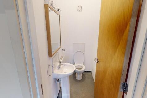 Flat-5-Barker-Gate-02182025_175754