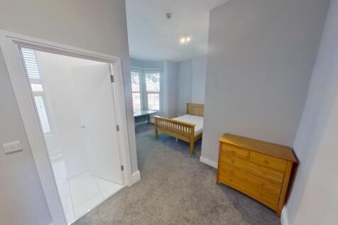 128-Gregory-Blvd-08042022_092907