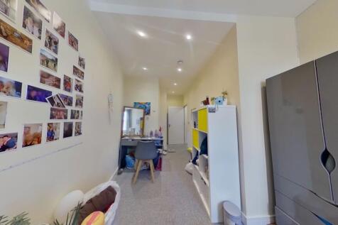 Flat-2-Ormiston-House-07112022_125826