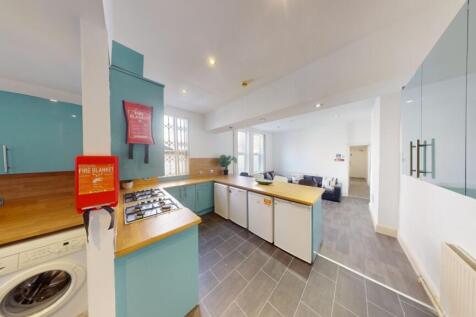 102-Foxhall-Rd-Kitchen 1