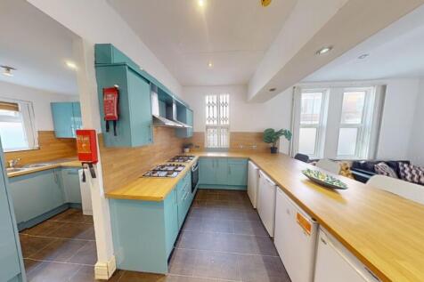 102-Foxhall-Rd-Kitchen