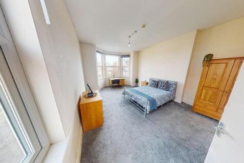102-Foxhall-Rd-Bedroom