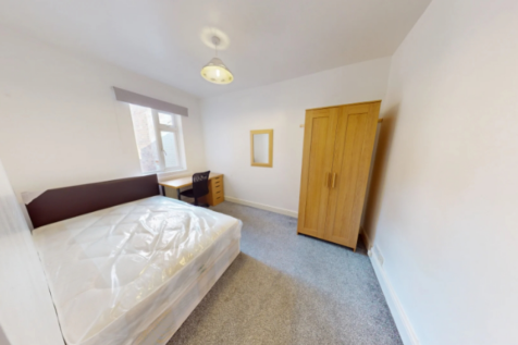 thumbnail_Bedroom 2
