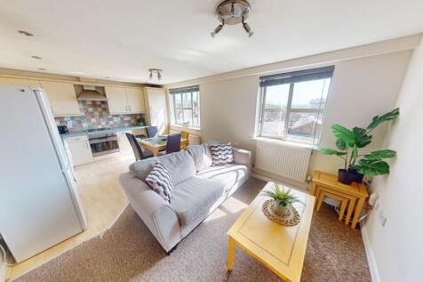 25 RVC Living