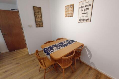 Flat-B-16A-Colville-St-09042024_145452