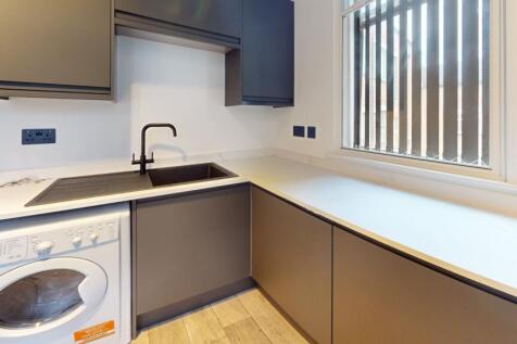 Lower-Pavement-Flat-9-Kitchen