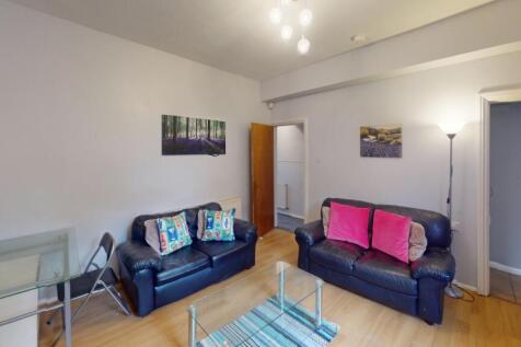 11-Grimsby-Terrace-Living-Room