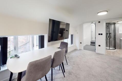 Lower-Pavement-Flat-7-Living-Room