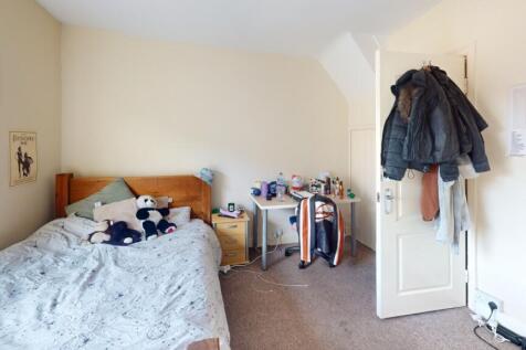Bedroom (2)