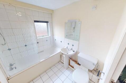 10 RVC bathroom