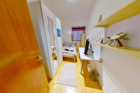 Flat-1-44-Addison-Street-03202025_142223