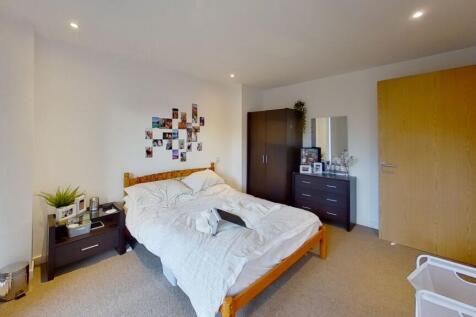 Bedroom (8)