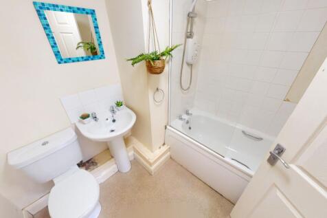 12 Yard Bathroom