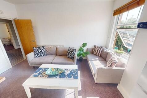 2 51 Mansfield Lounge