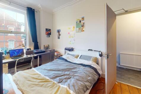 4-Annesley-Grove-Bedroom 7