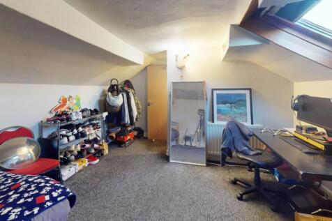 4-Annesley-Grove-Bedroom