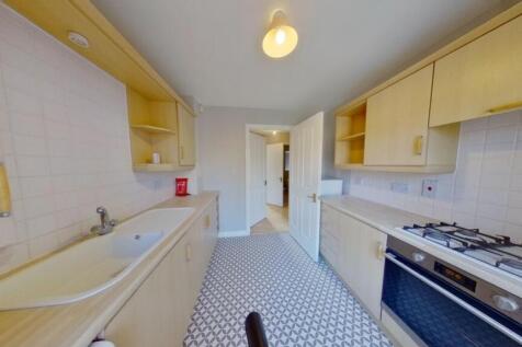 Flat-6-Tudor-Court-03242024_143006