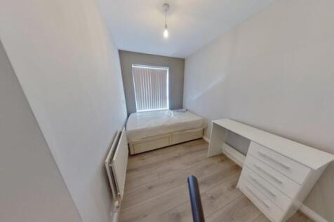 Flat-6-Tudor-Court-03242024_142829