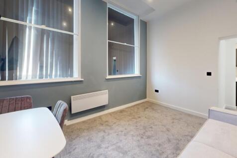 9-Low-Pavement-Flat-4-Living-Room(1)