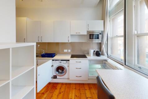 102-29-Upper-Parliament-St-Kitchen