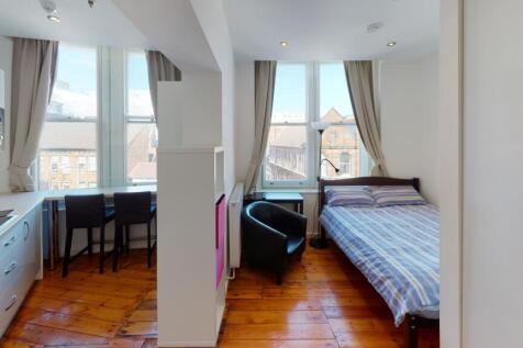 303-UPS-Bedroom