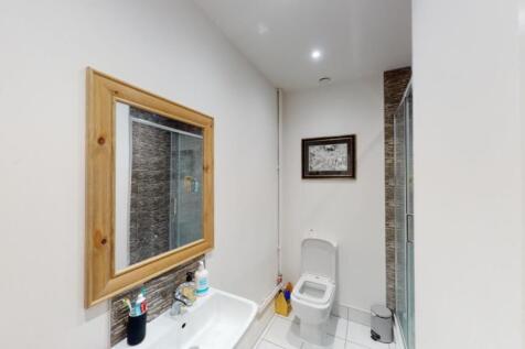 15-Waverley-Street-06052020_100146_lge