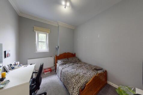 15-Waverley-Street-06052020_100429_lge