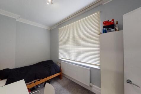 15-Waverley-Street-06052020_100709_lge