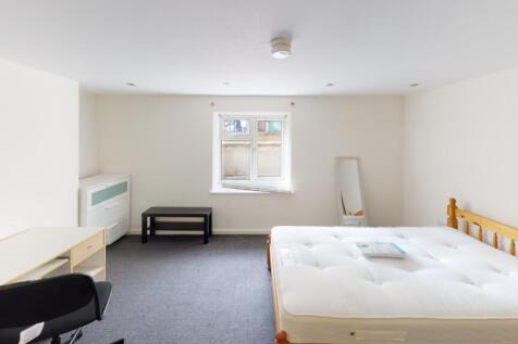 48-Burns-Street-Bedroom(2)