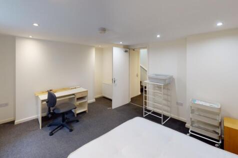 48-Burns-Street-Bedroom(3)