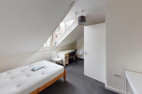 48-Burns-Street-Bedroom(5)