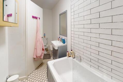 6-Cromwell-St-Bathroom