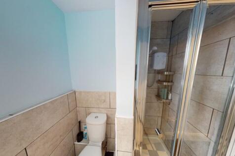 bathroom 4