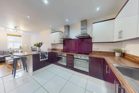 2 Courtyard kitchen