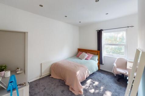 40-Cromwell-Street-Bedroom(1)