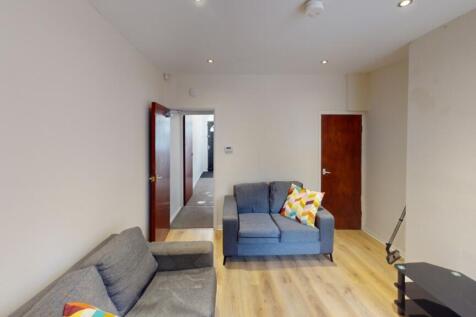 40-Cromwell-Street-Living-Room