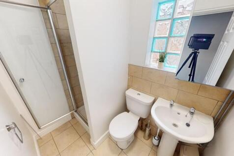 10 Grimsby Bath 2