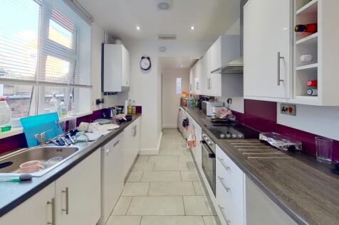 5-Grimsby-Terrace-Kitchen