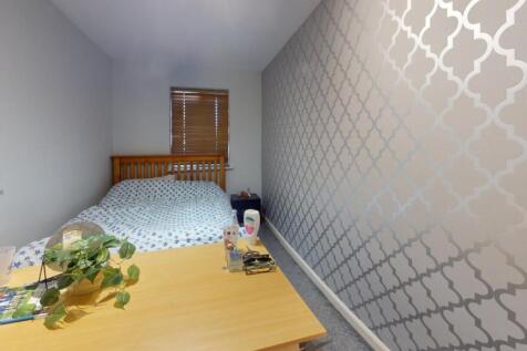 7-Russell-Street-Bedroom 4