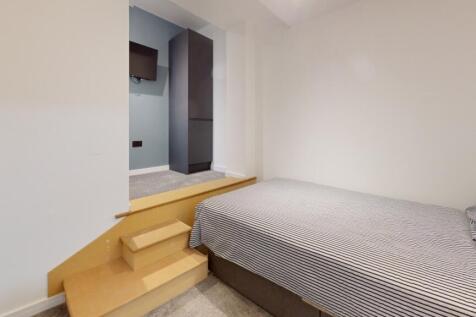 Lower-Pavement-Flat-5-Bedroom(10)