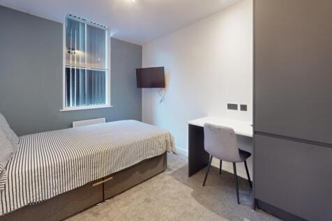 Lower-Pavement-Flat-5-Bedroom(12)